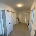 Aha شقة *
