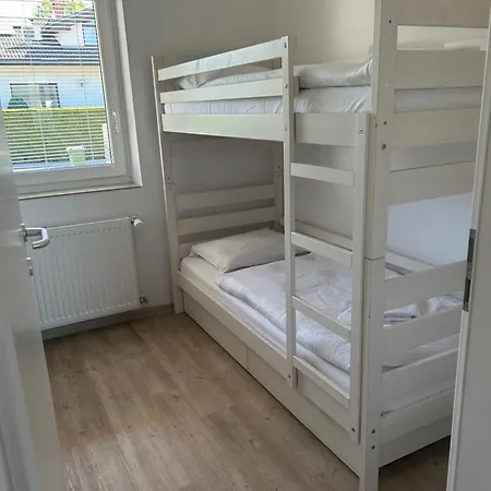 Apartma Aha *